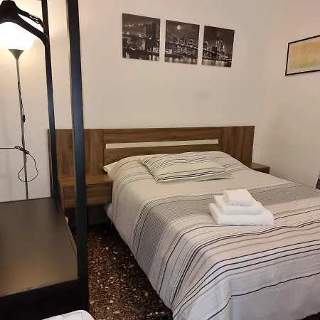 House Leomar Di Sara Γένοβα