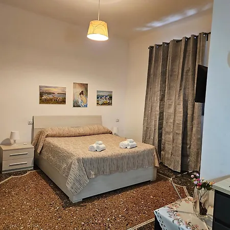 House Leomar Di Sara Πανσιόν *