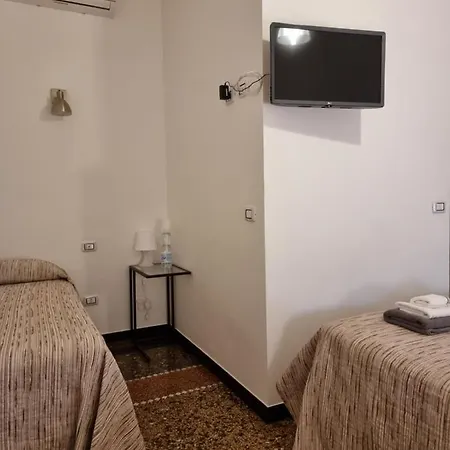 House Leomar Di Sara Genova