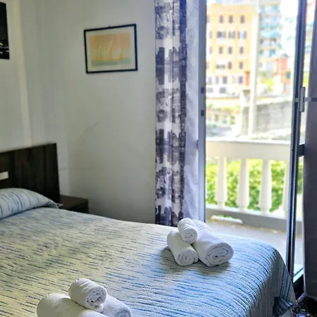 House Leomar Di Sara Vendégház Genova